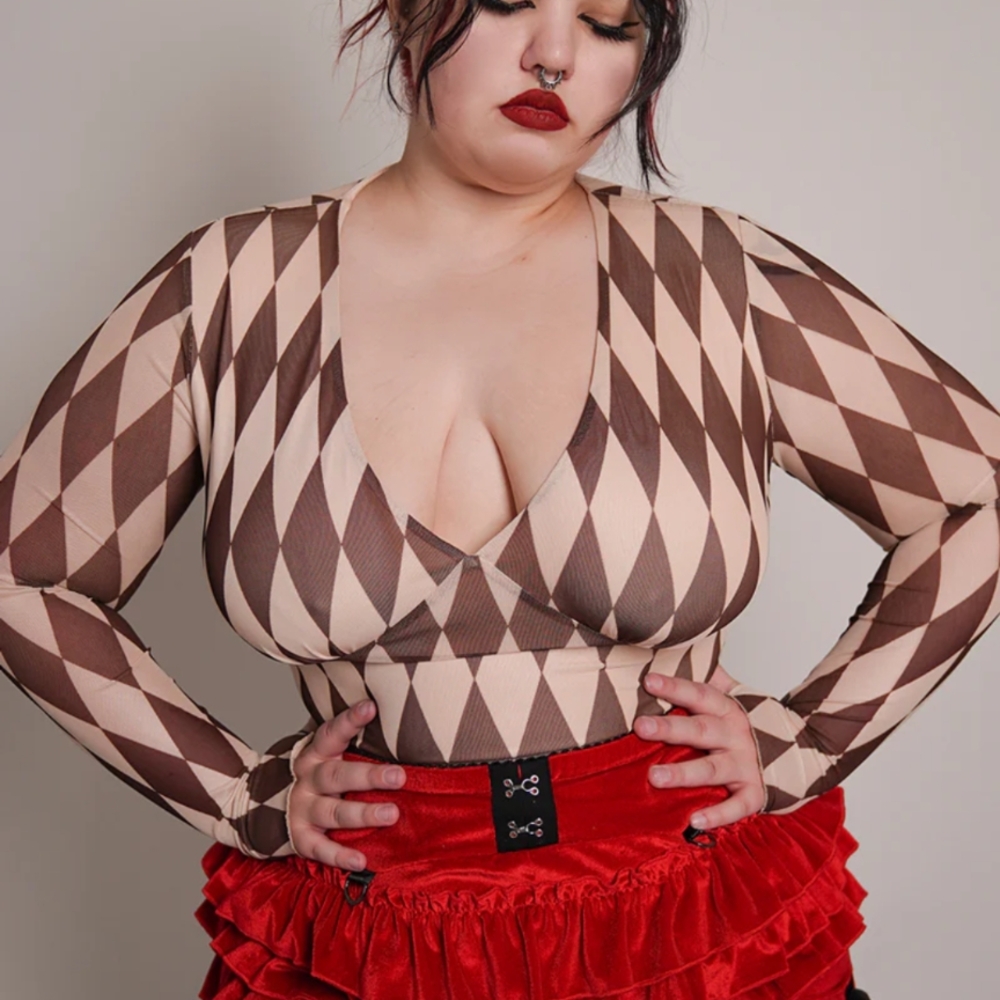 Diamond Patterned V-Neck top